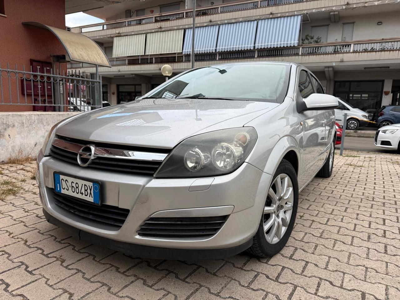 Opel Astra 1.7 CDTI 101CV 5 porte Cosmo