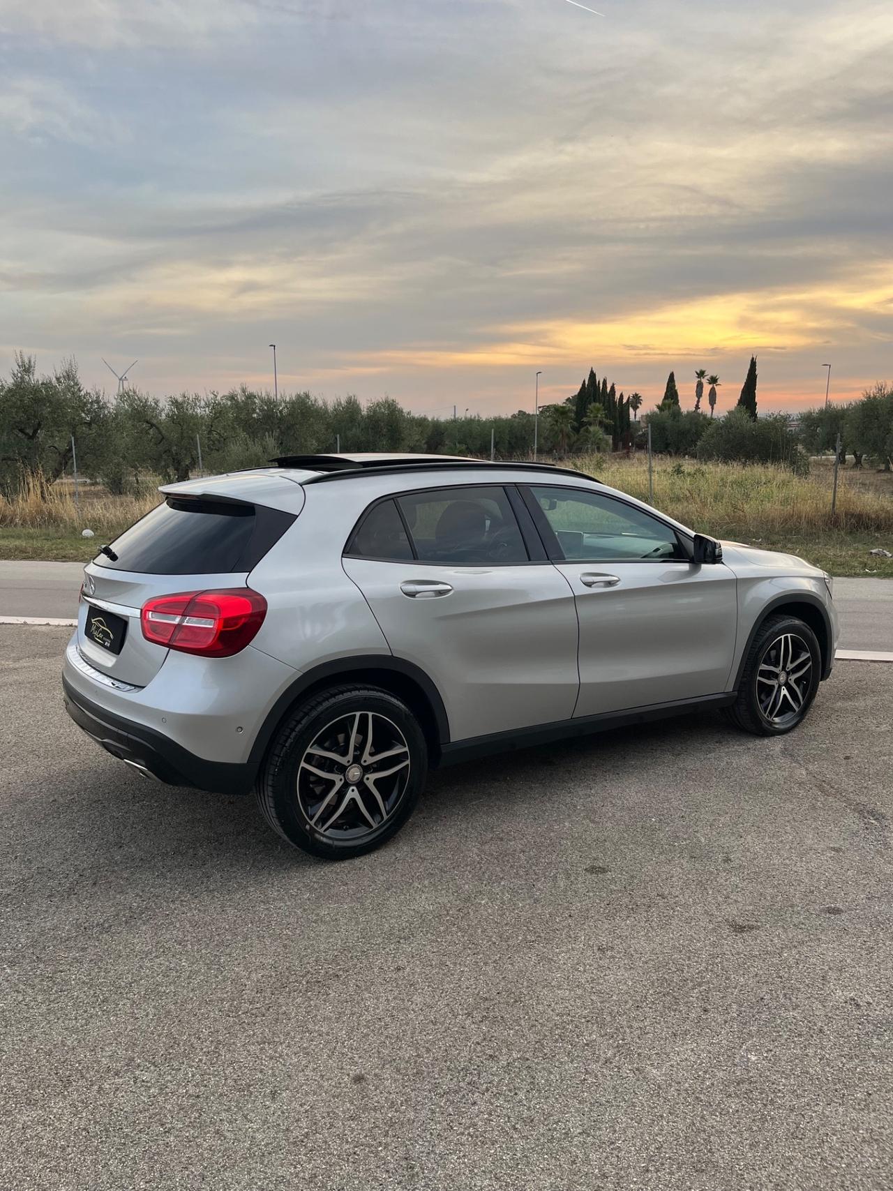 Mercedes-benz GLA 200 d Automatic Enduro Night edition