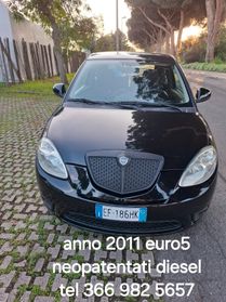 Lancia Ypsilon 1.3 MJT 75 CV Platino