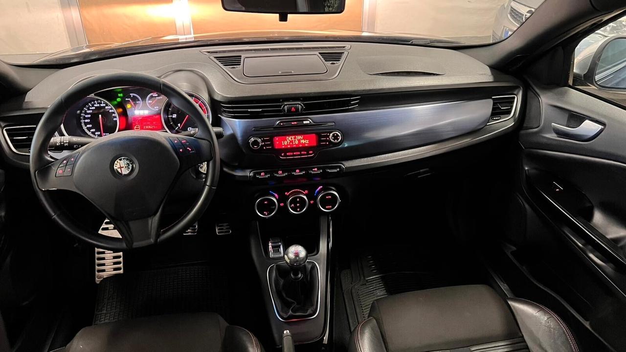 Alfa Romeo Giulietta 2.0 JTDm-2 - 140 CV Exclusive