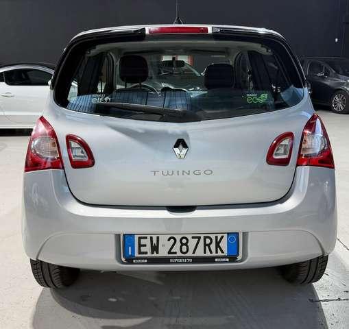 Renault Twingo Benzina Neopatentati