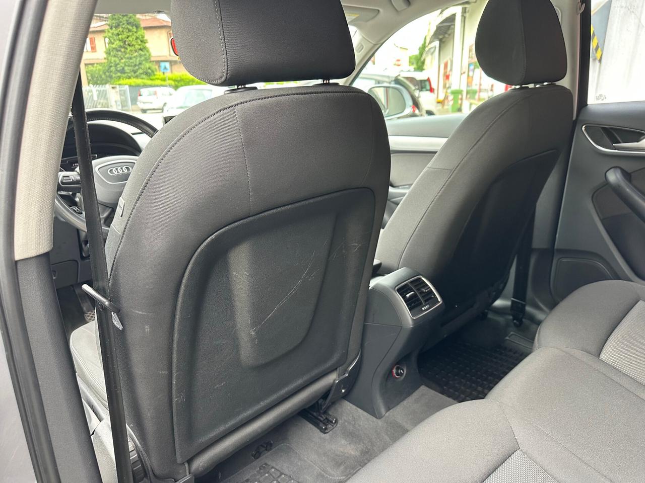 Audi Q3 2.0 tdi Business 120cv ok neopat. GARANZIA PERMUTE