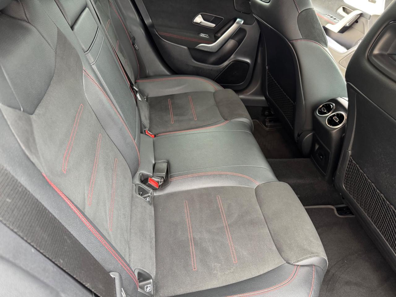 Mercedes-benz CLA 220 d Automatic 4Matic Premium