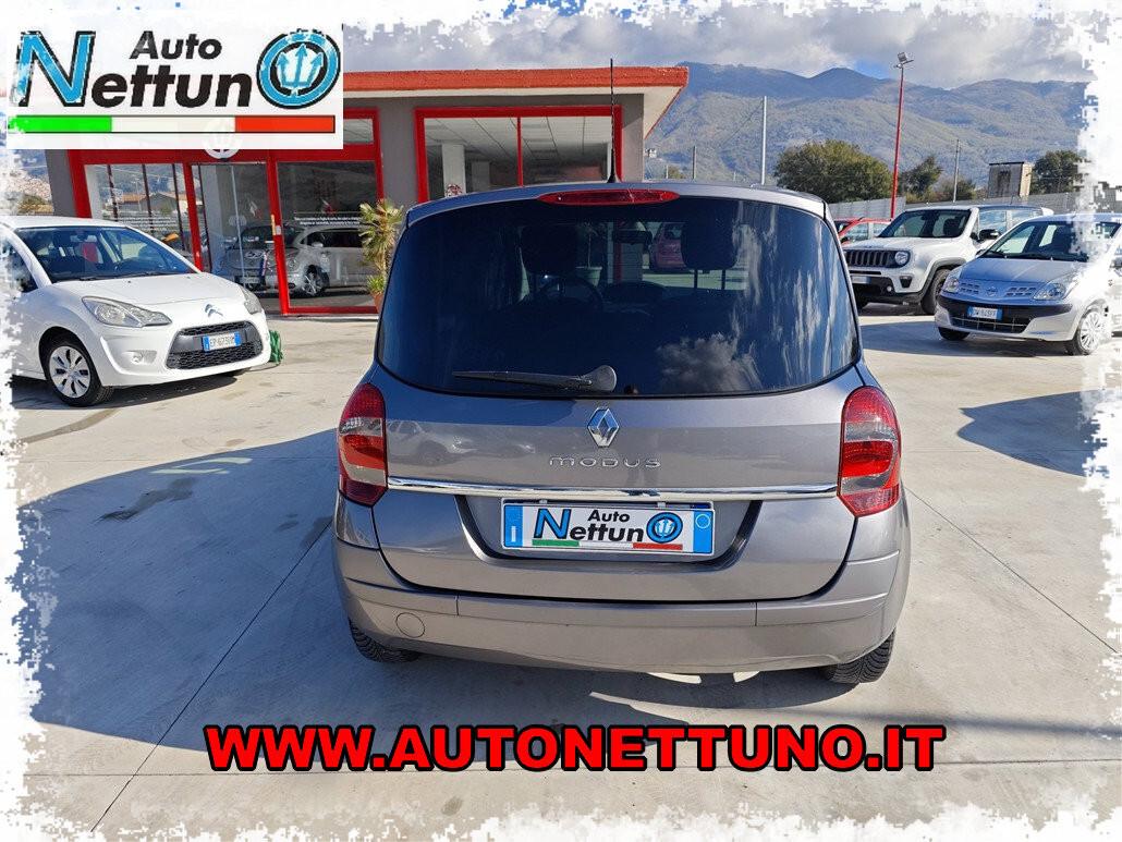Renault Modus Grand 1.2 16V TCE Dynamique Automatica