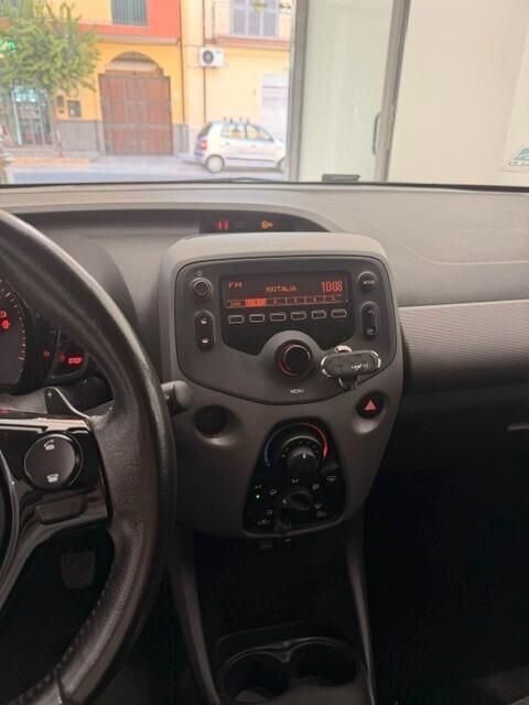 Peugeot 108 5p 1.0 Active - cambio automatico
