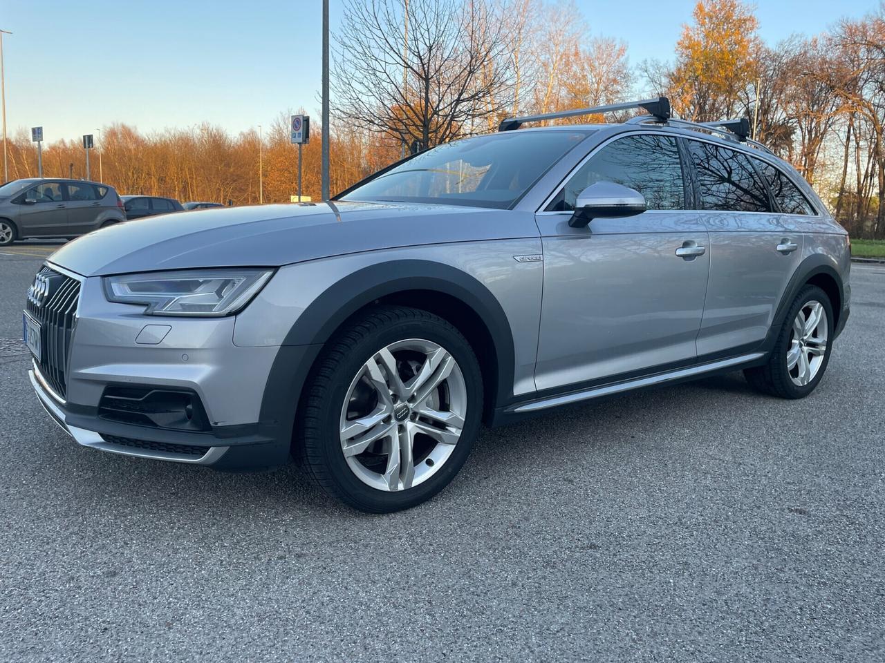 Audi A4 allroad 3.0 TDI 218 CV*Automatik*Pelle*Navi