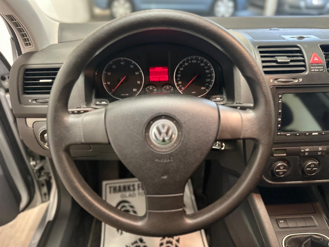 Volkswagen Golf 1.6 5p. Comfortline