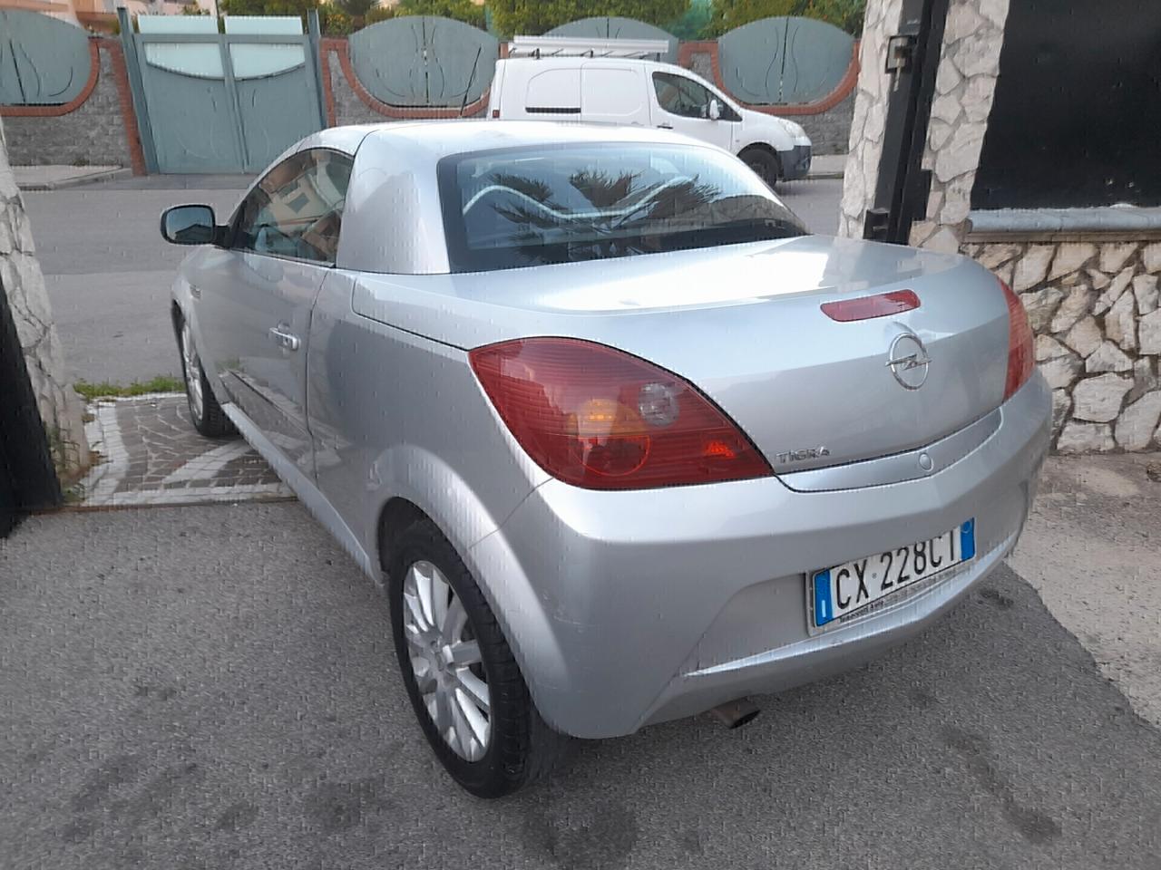 Opel Tigra TwinTop 1.4 16V Enjoy