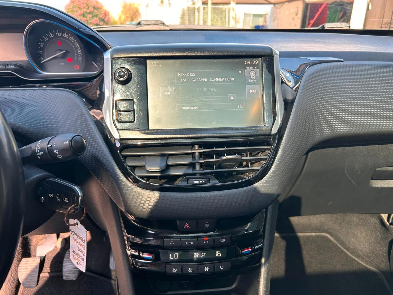 Peugeot 2008 BlueHDi 120 S&S Allure