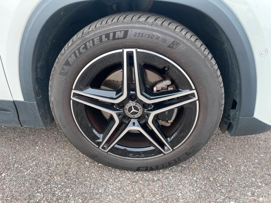 Mercedes Classe GLA 200 d Premium Pack Night Telecamera AMG