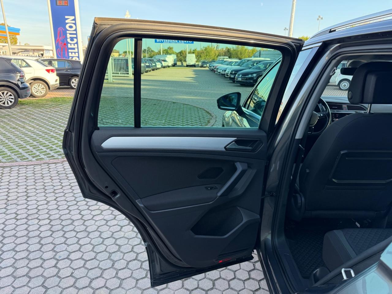 Volkswagen Tiguan 2.0 TDI SCR DSG 4MOTION Advanced BMT
