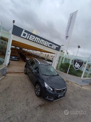 PEUGEOT 2008 BlueHDi 100 S&S Allure i.e