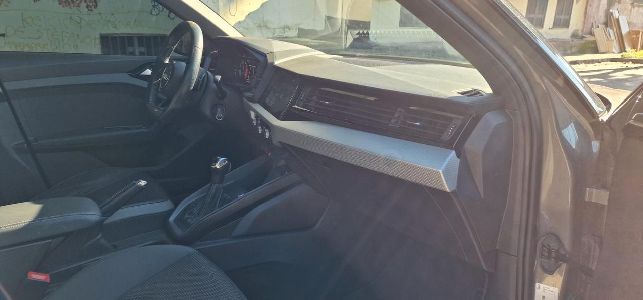 Audi A1 SPB 35 TFSI S tronic line edition