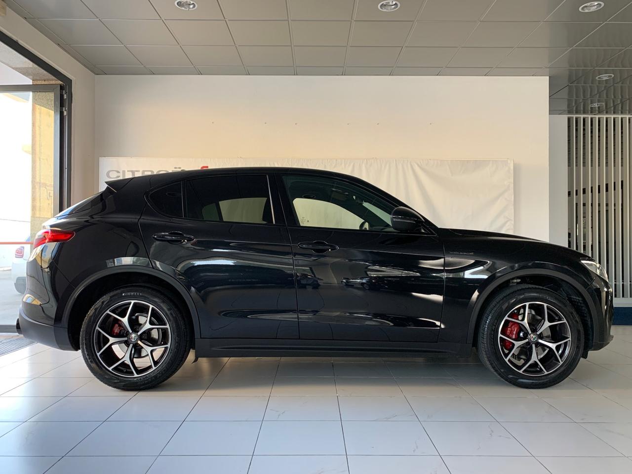 Alfa Romeo Stelvio 2.2 Turbodiesel 210 CV AT8 Q4 Executive