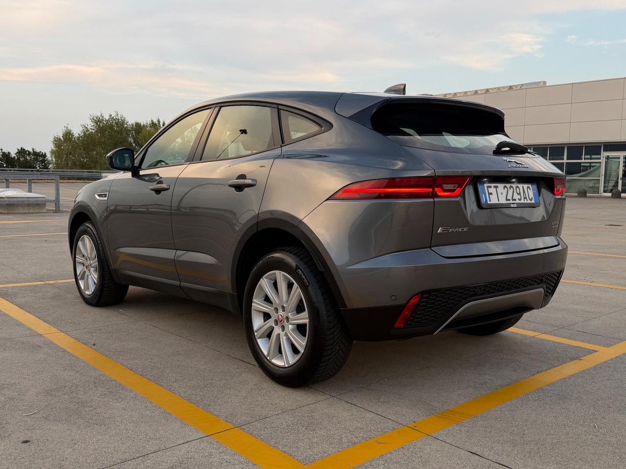 Jaguar E-Pace 2.0D 150 CV AWD aut. HSE