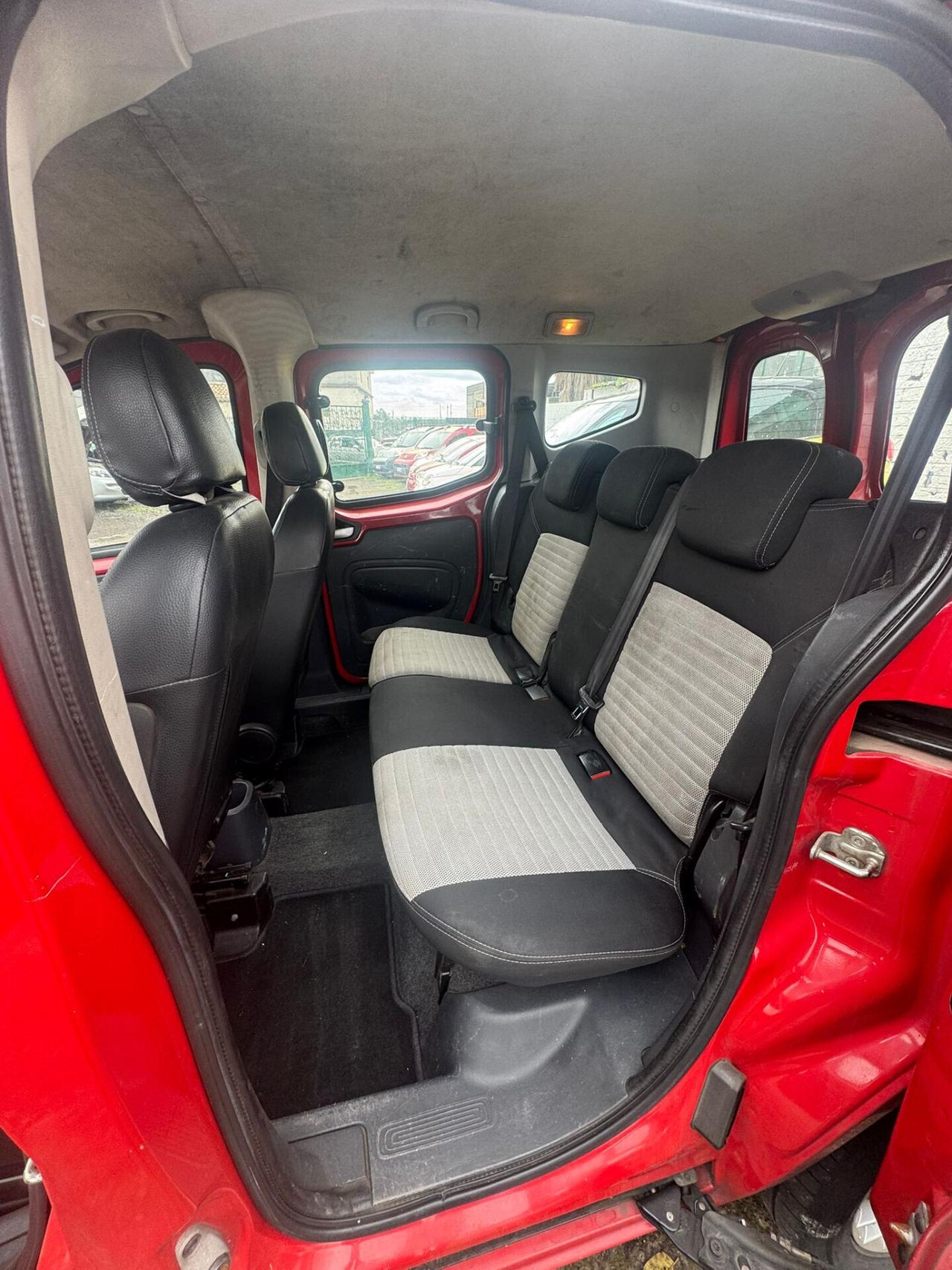 Fiat Qubo 1.3 MJT 75 CV Trekking