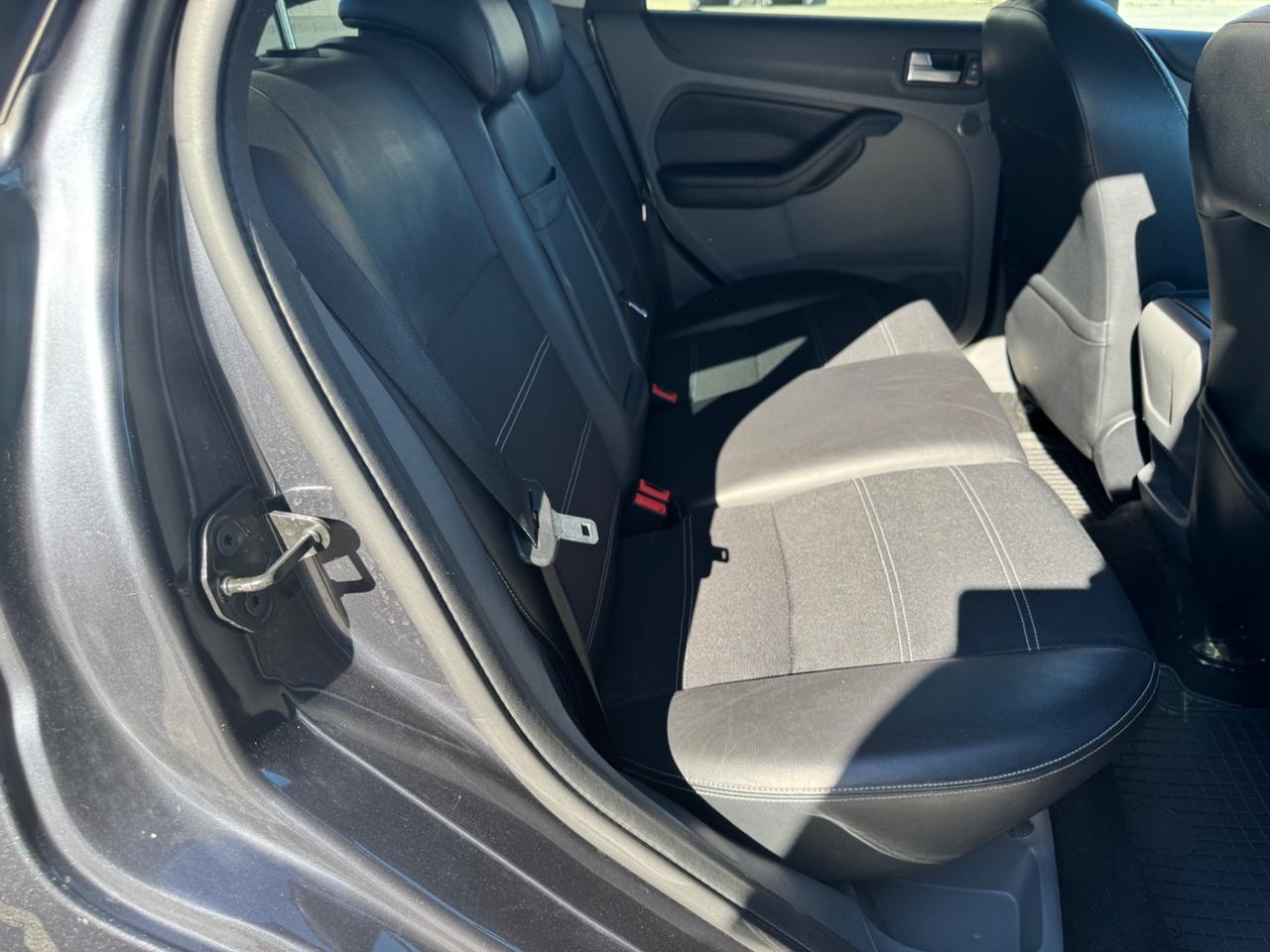 Ford Focus 1.6 TDCi Tit. DPF GARANZIA 12m