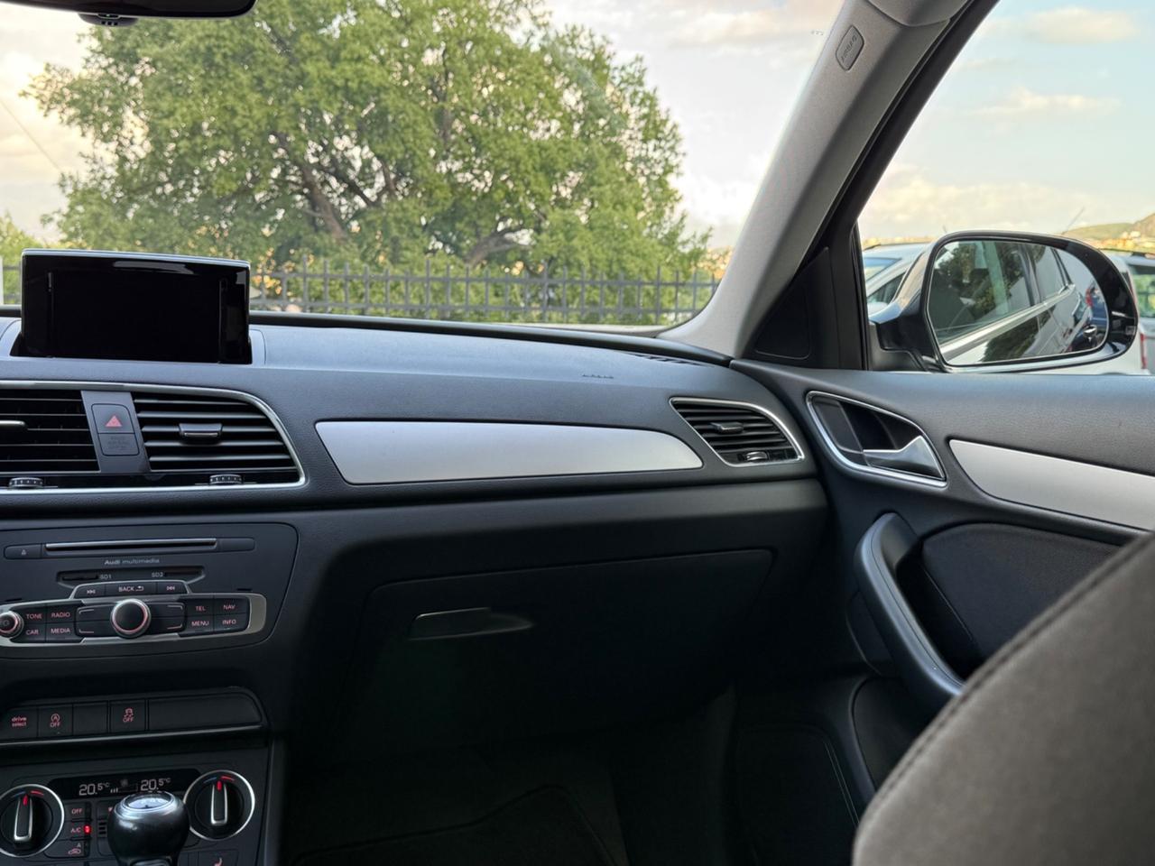 Audi Q3 2.0 TDI 150 CV Business