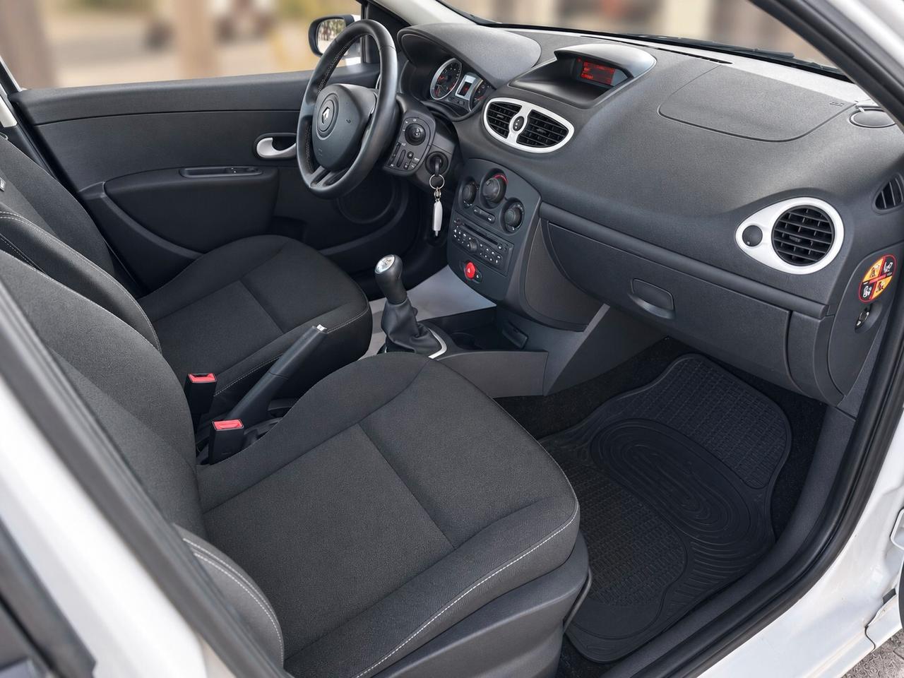 Renault Clio 1.2 16V 5 porte GPL Dynamique