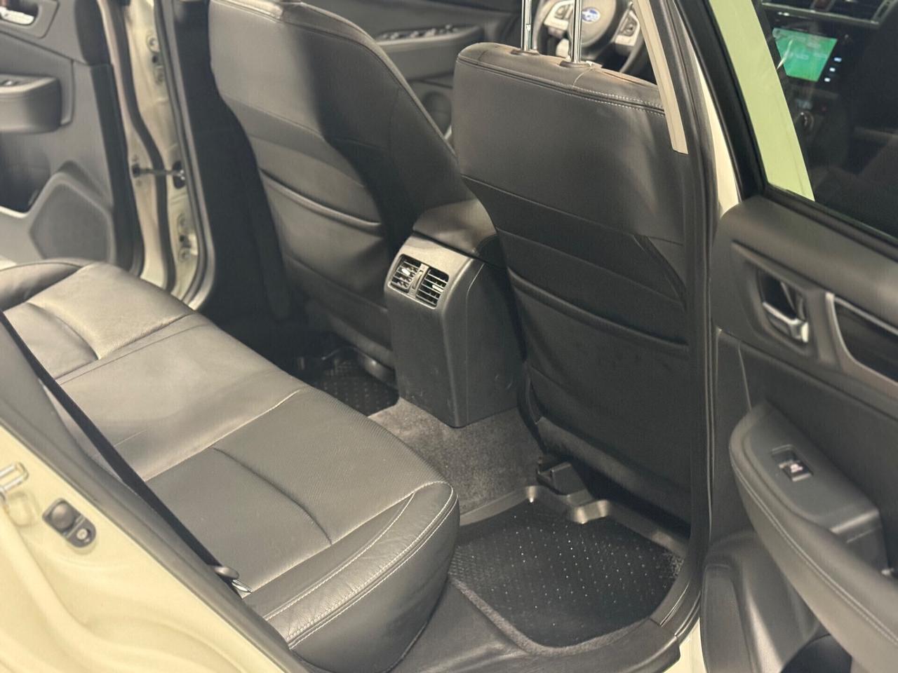 Subaru OUTBACK 2.0d Automatico 4x4 Gancio Traino !