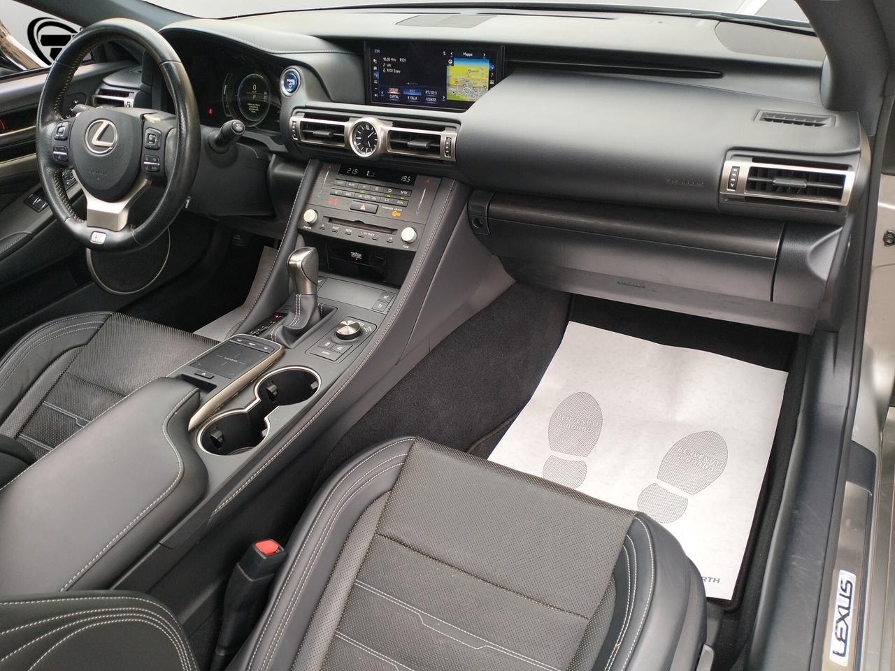 Lexus RC 300h 2.5 181cv F-Sport cvt *TETTO PANORAMICO * SOLI 22.000 KM *