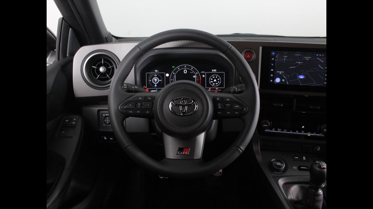 TOYOTA GR YARIS CIRCUIT AT MY24