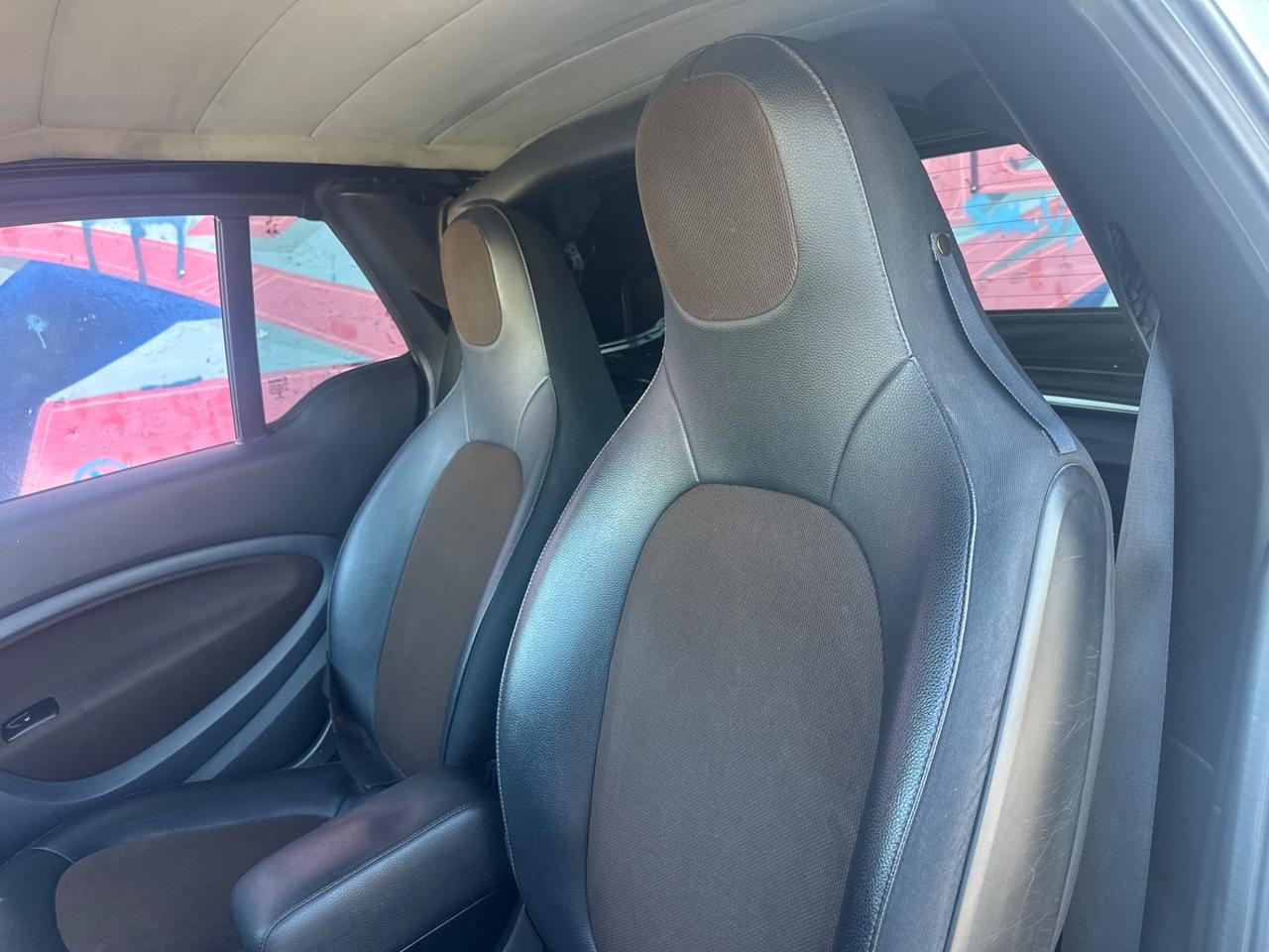 SMART CABRIO ALL BRABUS 90CV AUT/NAVI/LED