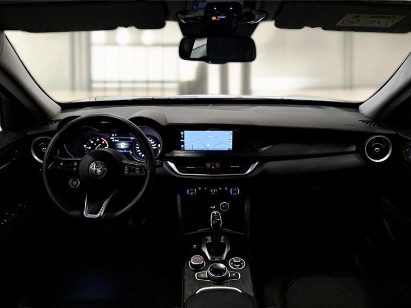 ALFA ROMEO STELVIO 2.2 TURBO DIESEL 160 CV BUSINESS AT8 RWD SUV