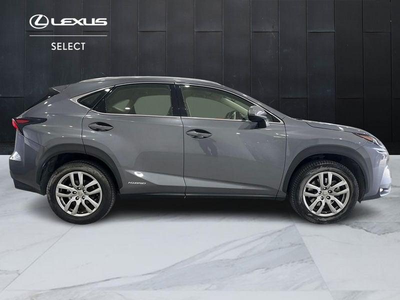 Lexus NX NX 300h 2.5 Executive 4wd cvt