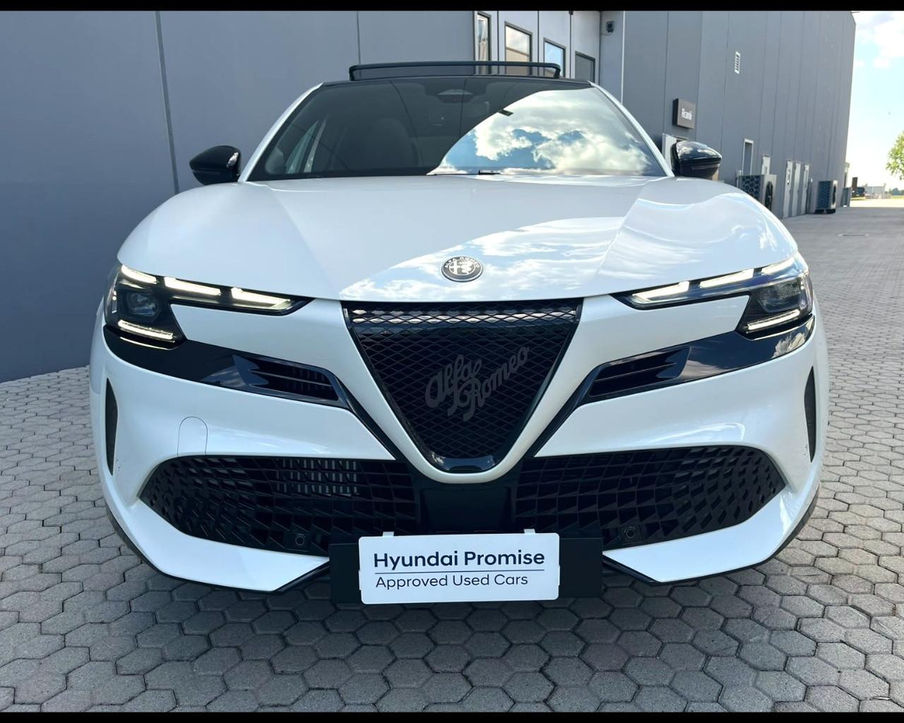 Alfa Romeo Junior 1.2 HYBRID 145cv edct6 TETTO PANORAMICO APRIBILE