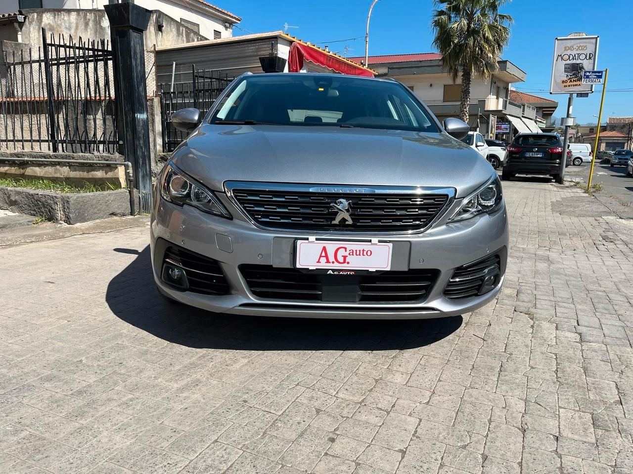 Peugeot 308 BlueHDi 130 S&S EAT8 SW Allure