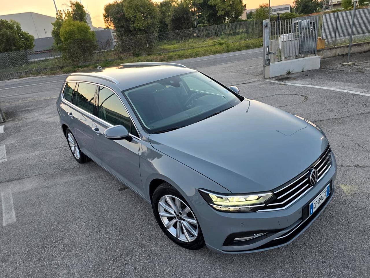 Volkswagen Passat Variant 2.0 TDI SCR EVO DSG Business