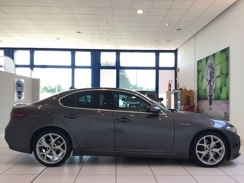 Alfa Romeo Giulia 2.2 Turbodiesel 210 CV AT8 AWD Q4 Veloce