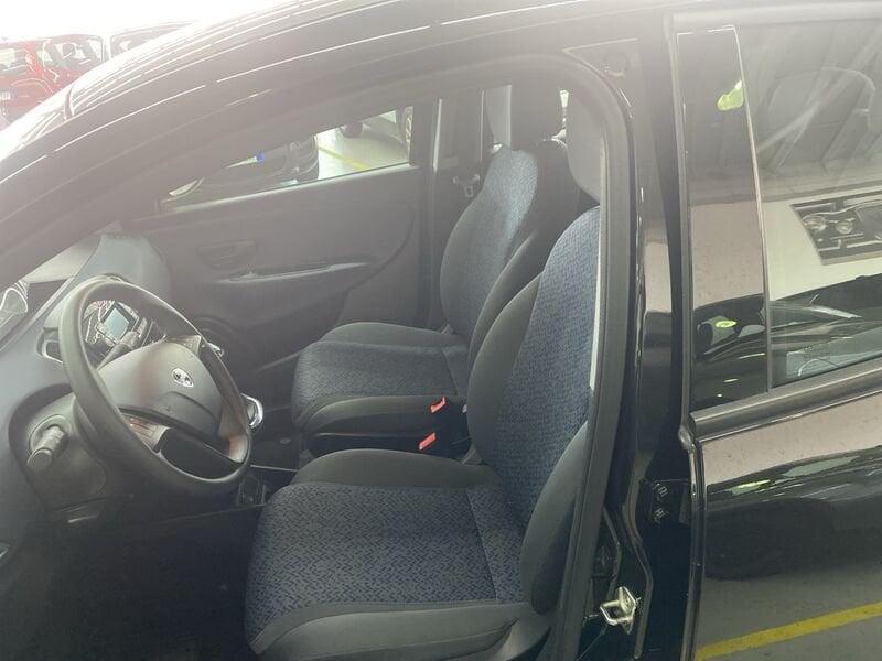 Lancia Ypsilon III 2015 1.0 firefly hybrid Gold s&s 70cv 5p.ti
