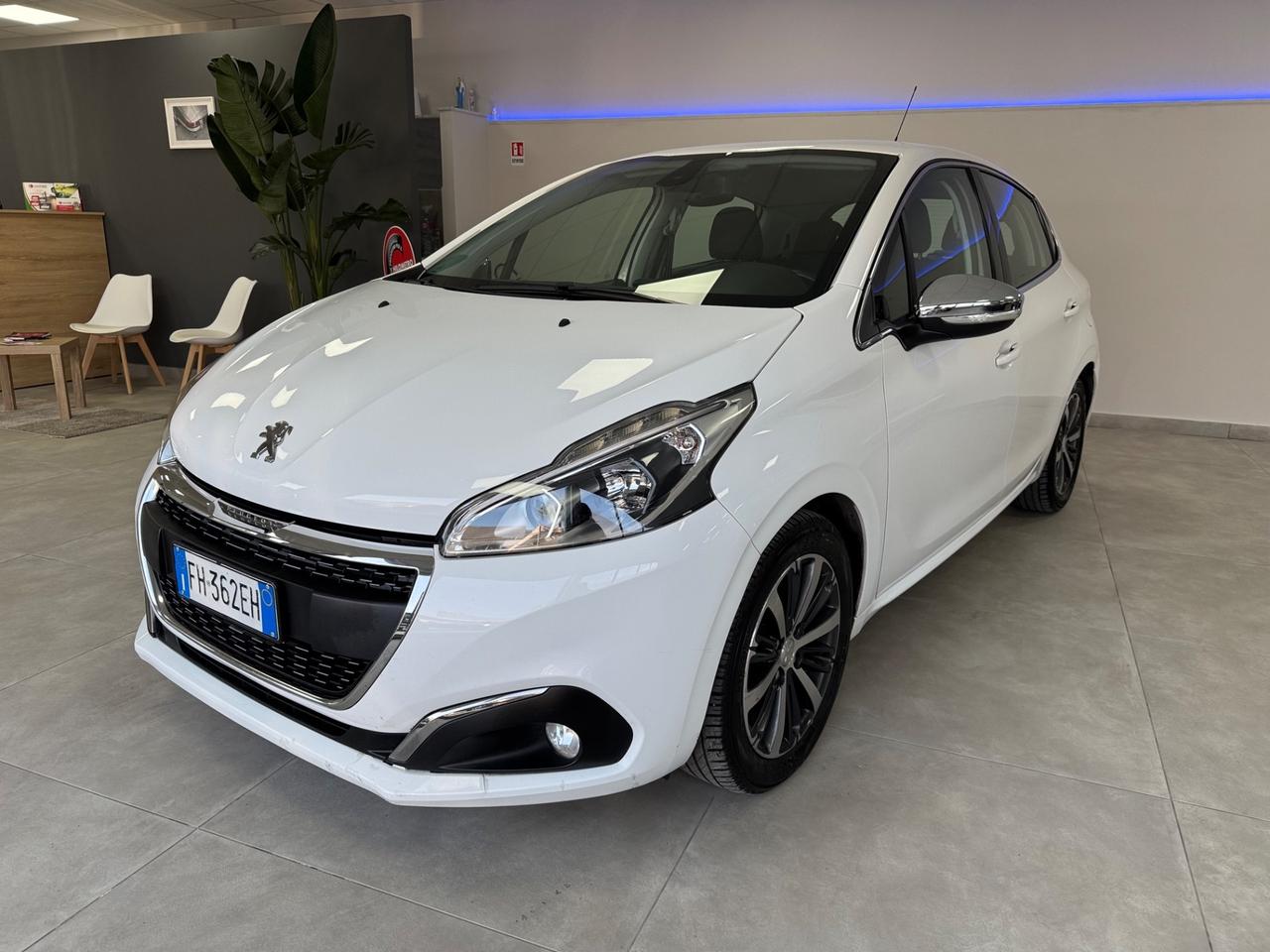 Peugeot 208 BlueHDi 75 5 porte Allure