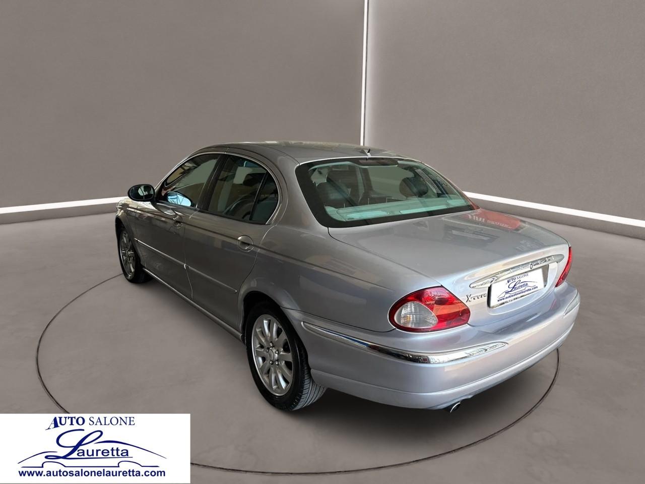 Jaguar X-Type 2.5 V6 24V cat Executive