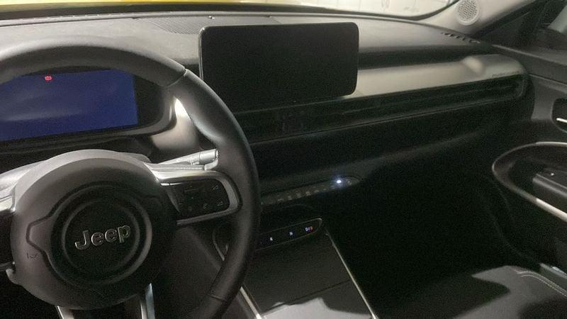 Jeep Avenger Avenger BEV Summit