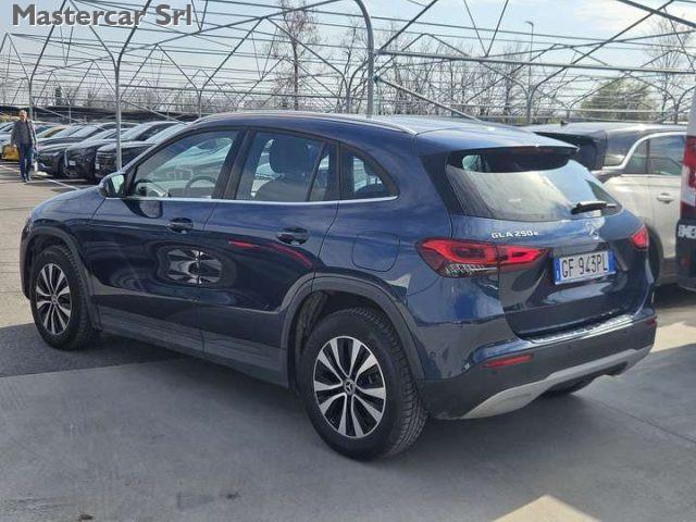 MERCEDES-BENZ GLA 250 GLA e phev (eq-power) Business Extra auto GF943PL