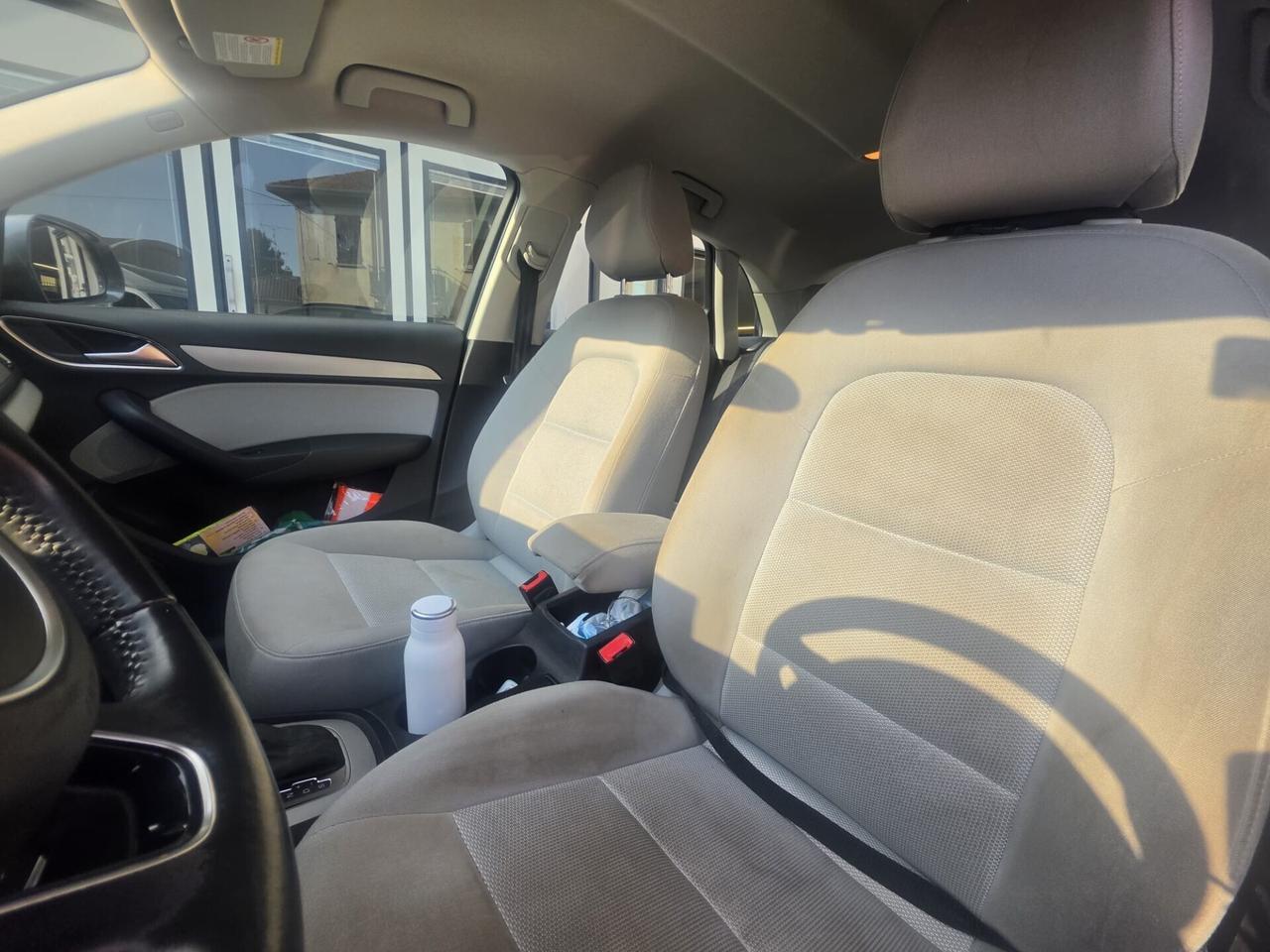 Audi Q3 2.0 TDI quattro S tronic Business Plus