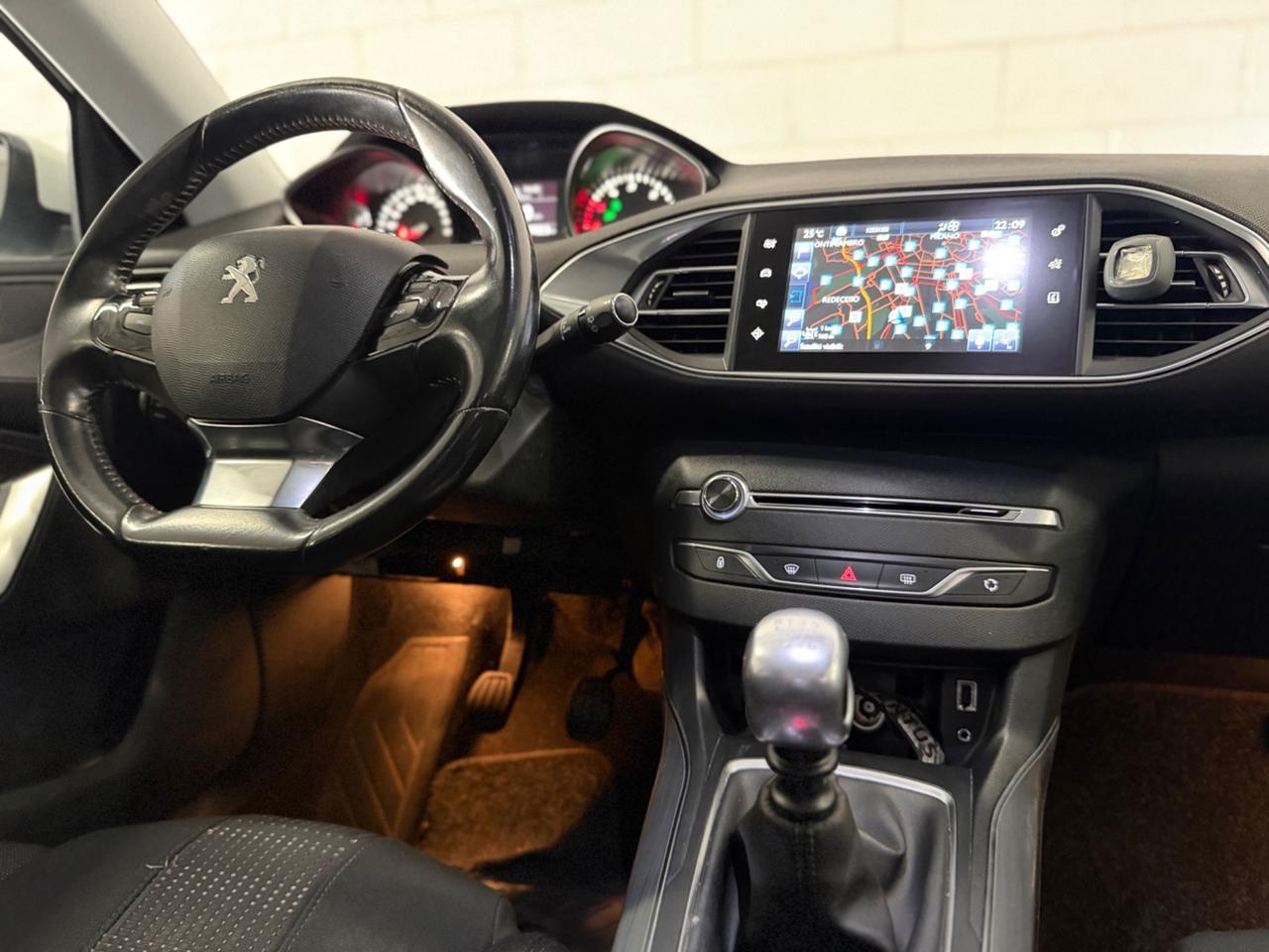 Peugeot 308 BlueHDi 120 S&S EAT6 GT Line