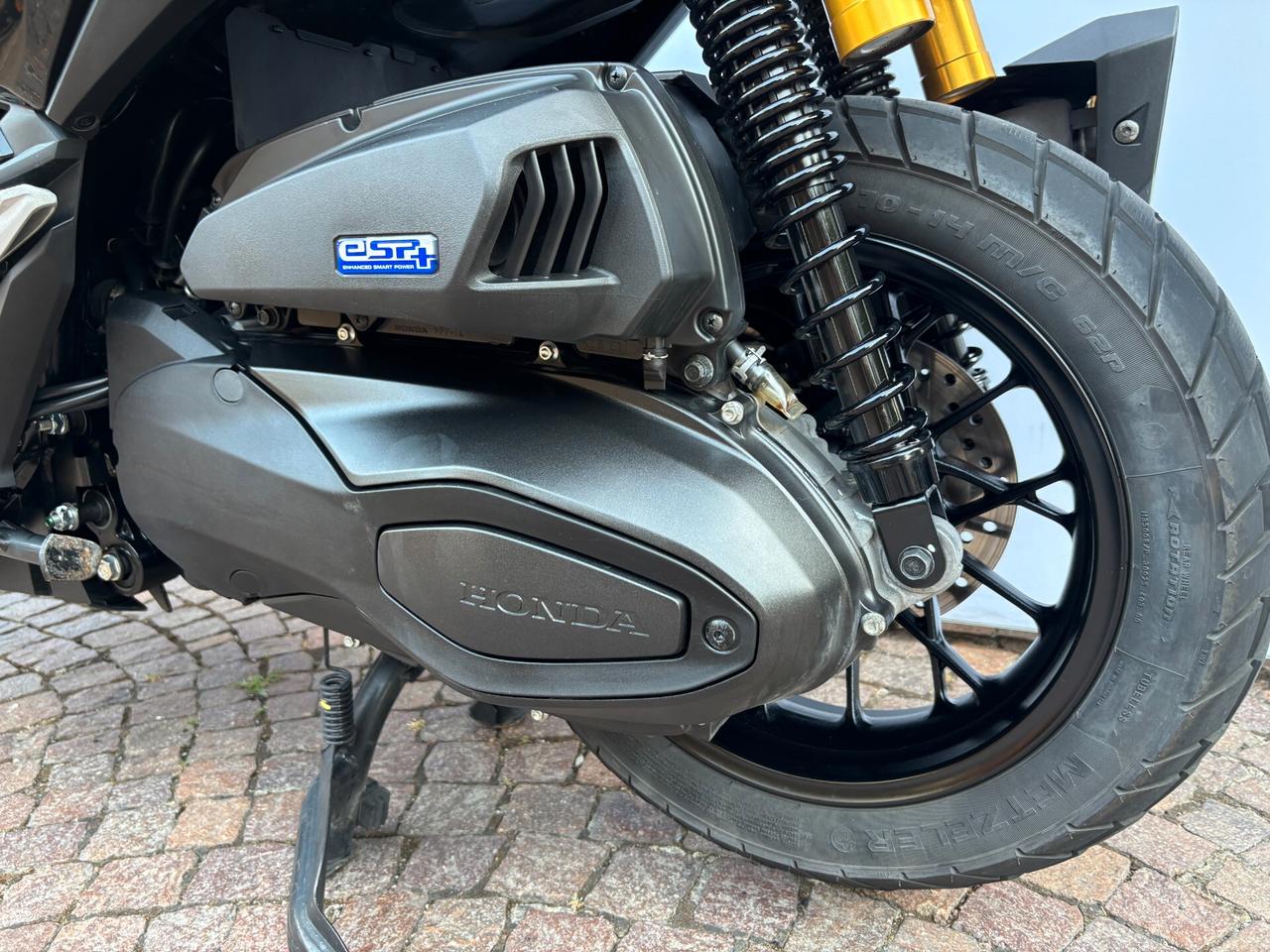 Honda ADV 350