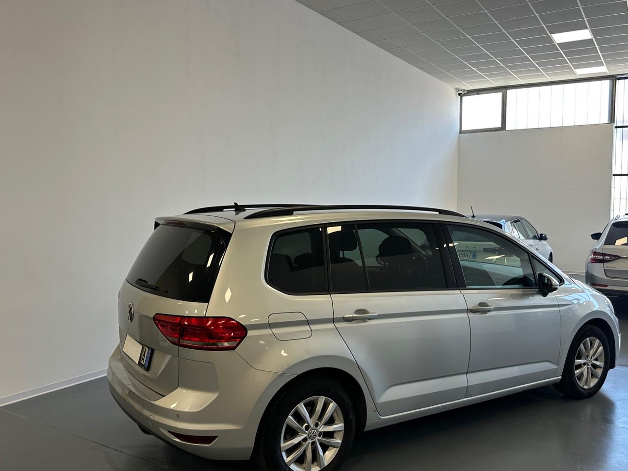 Volkswagen Touran 1.6 TDI CV SCR DSG Highline BlueMotion Technology