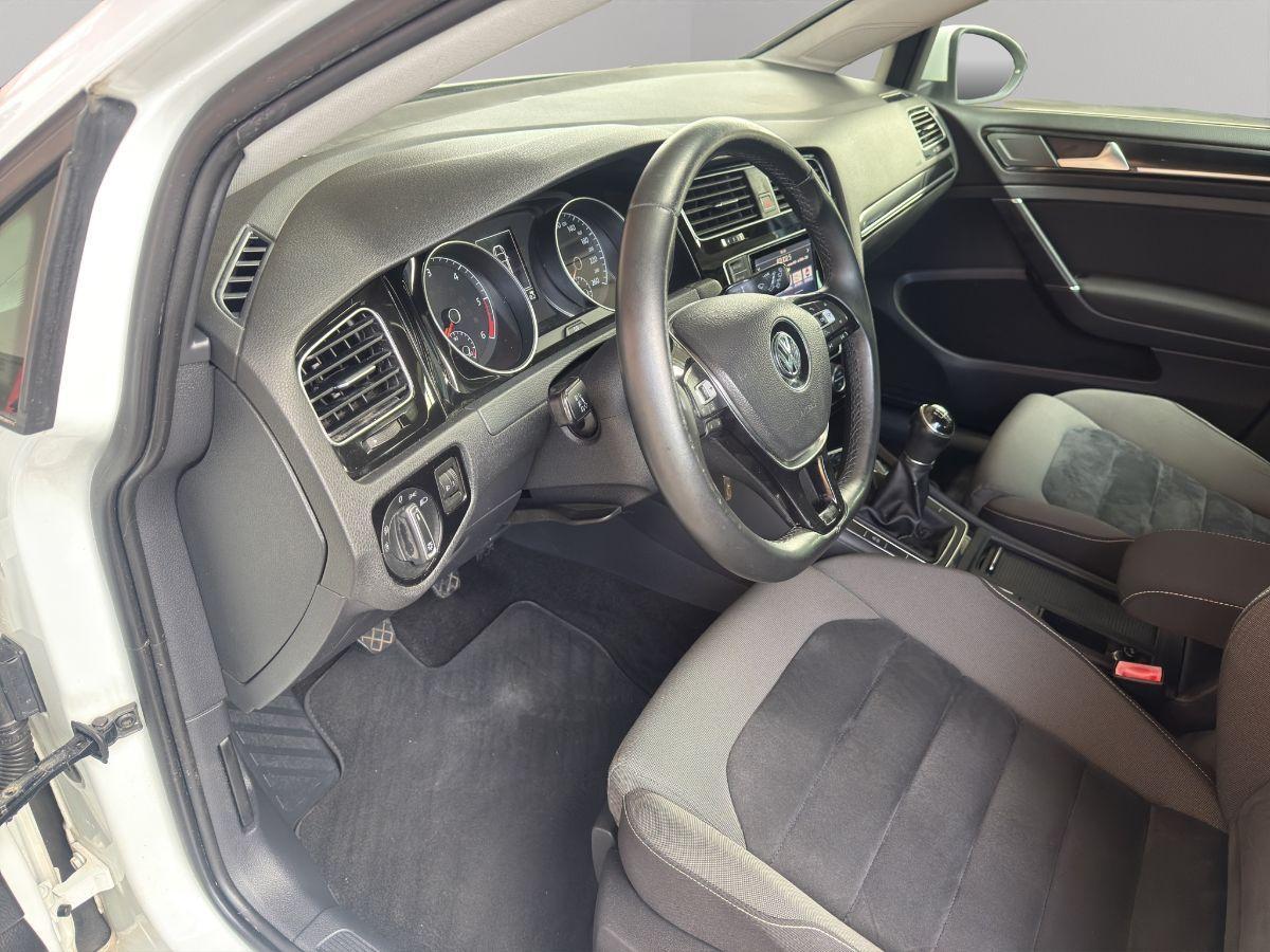 VOLKSWAGEN - Golf - 1.6 TDI 105cv 5p. Highline BlueMotion Technology