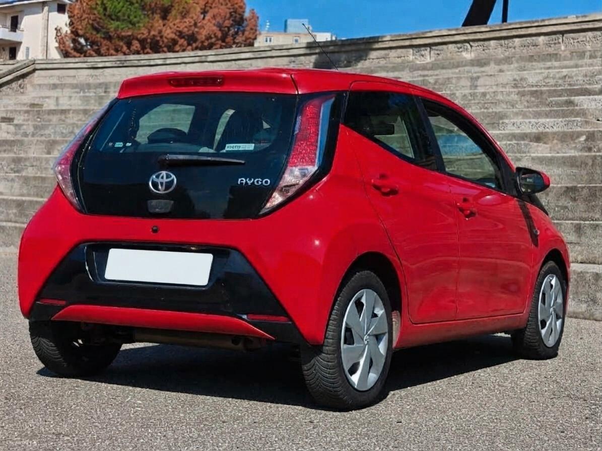 Toyota Aygo X 1.0 VVT-i 72 CV 5 porte Trend Air