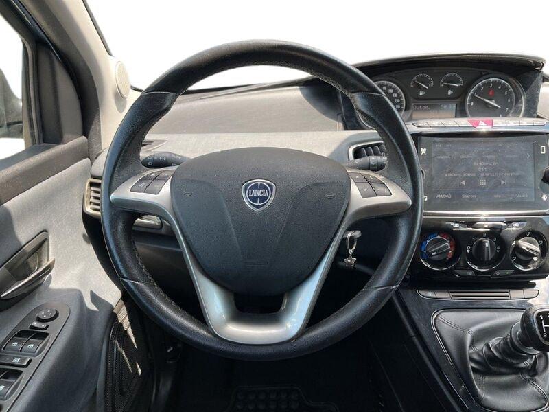 Lancia Ypsilon III 2021 1.0 firefly hybrid Gold s&s 70cv