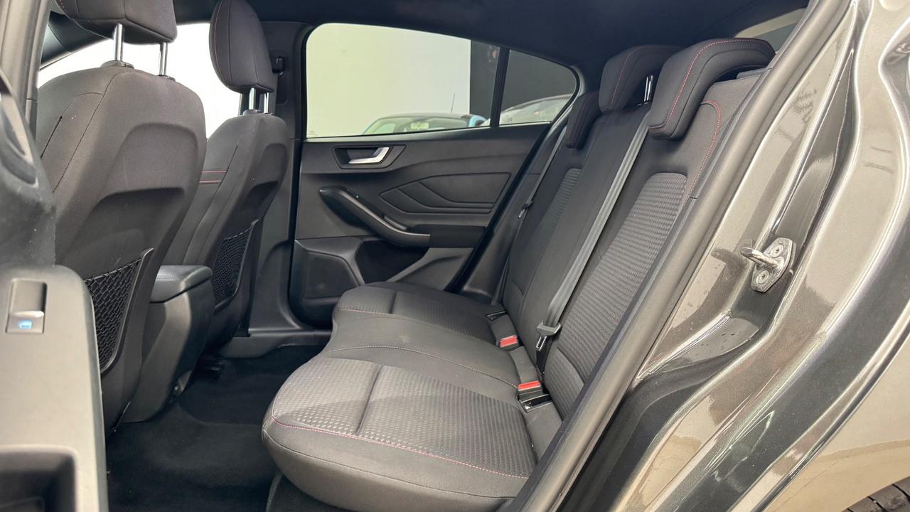Ford Focus 1.5 EcoBlue 120 CV 5p. ST-Line