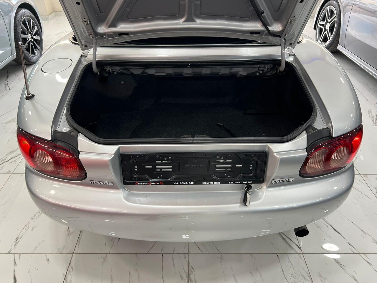 Mazda MX-5 1.6 Roadster - VERO CONSERVATO
