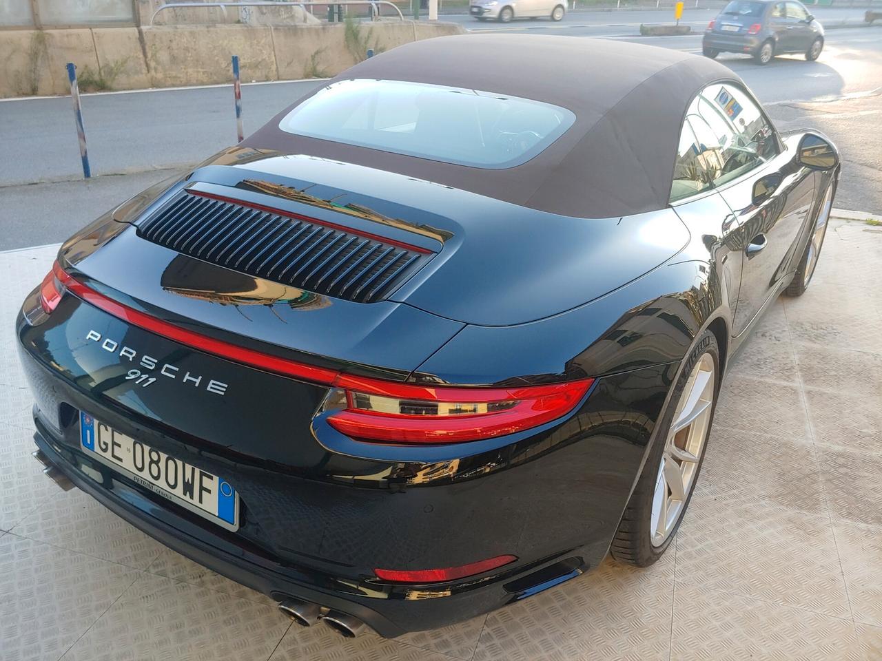 Porsche 911 3.0 Carrera 4S Cabriolet