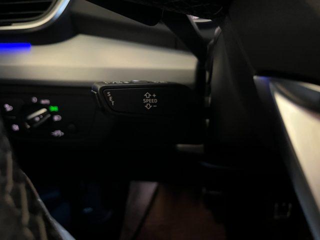 AUDI Q5 SPB Sportback 40 TDI quattro S line Identity Black