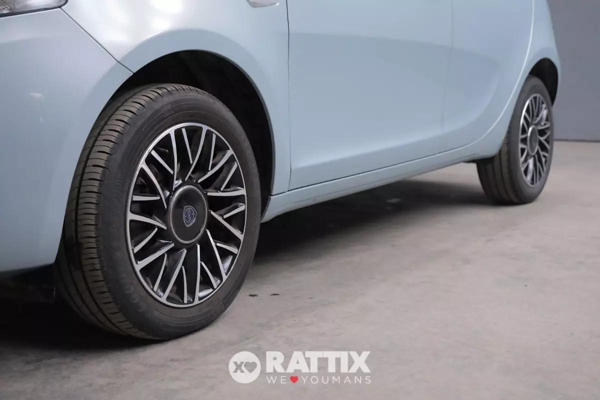 Lancia Ypsilon 1.0 Firefly Hybrid 70CV Platino